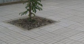 Качественная тротуарная плитка серого цвета в Балахне в октябре