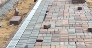 Укладка плитки на дорожке в Балахне от 836 руб. - доступная стоимость
