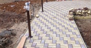 Укладка тротуарной плитки под ключ в Балахне в октябре