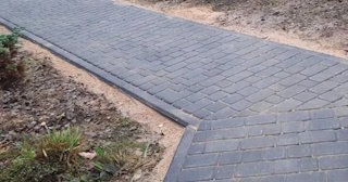 Укладка тротуарной плитки на основание в Балахне в октябре