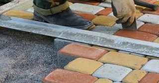 Укладка клинкерной брусчатки в Балахне: цена от 836 руб. за м2
