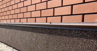 Облицовка цоколя керамогранитом в Балахне в октябре