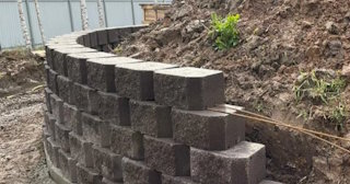 Установка подпорной стенки в Балахне в октябре